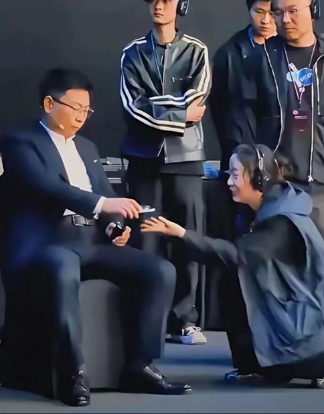 人人都骂大嘴，人人都想成为大嘴