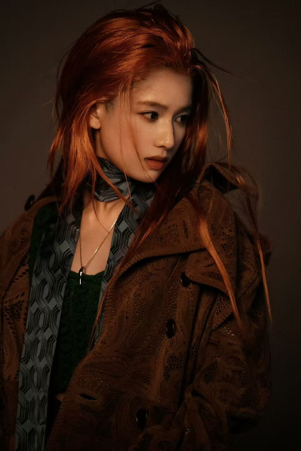 橘发张婧仪张婧仪染橘发此女硬美！橘发好帅 