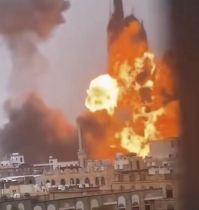 本·古里安机场炸了，

萨德没拦住，

高超音速导弹真打穿了防空网。

那天凌晨