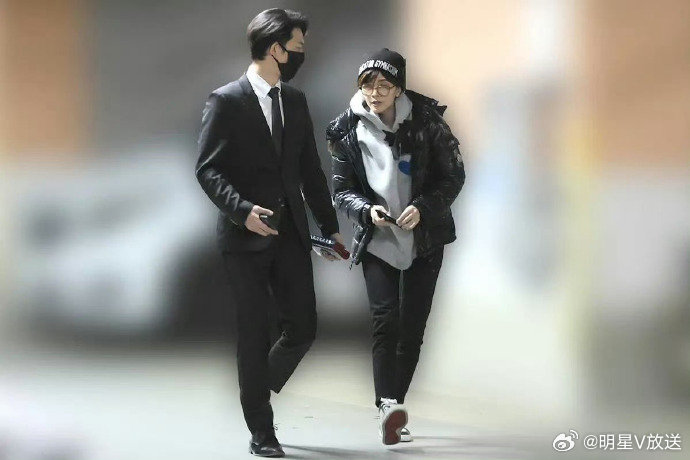 内田有纪柏原崇官宣结婚 走过 16 年风雨相伴，内田有纪与柏原崇终于修成正果。4