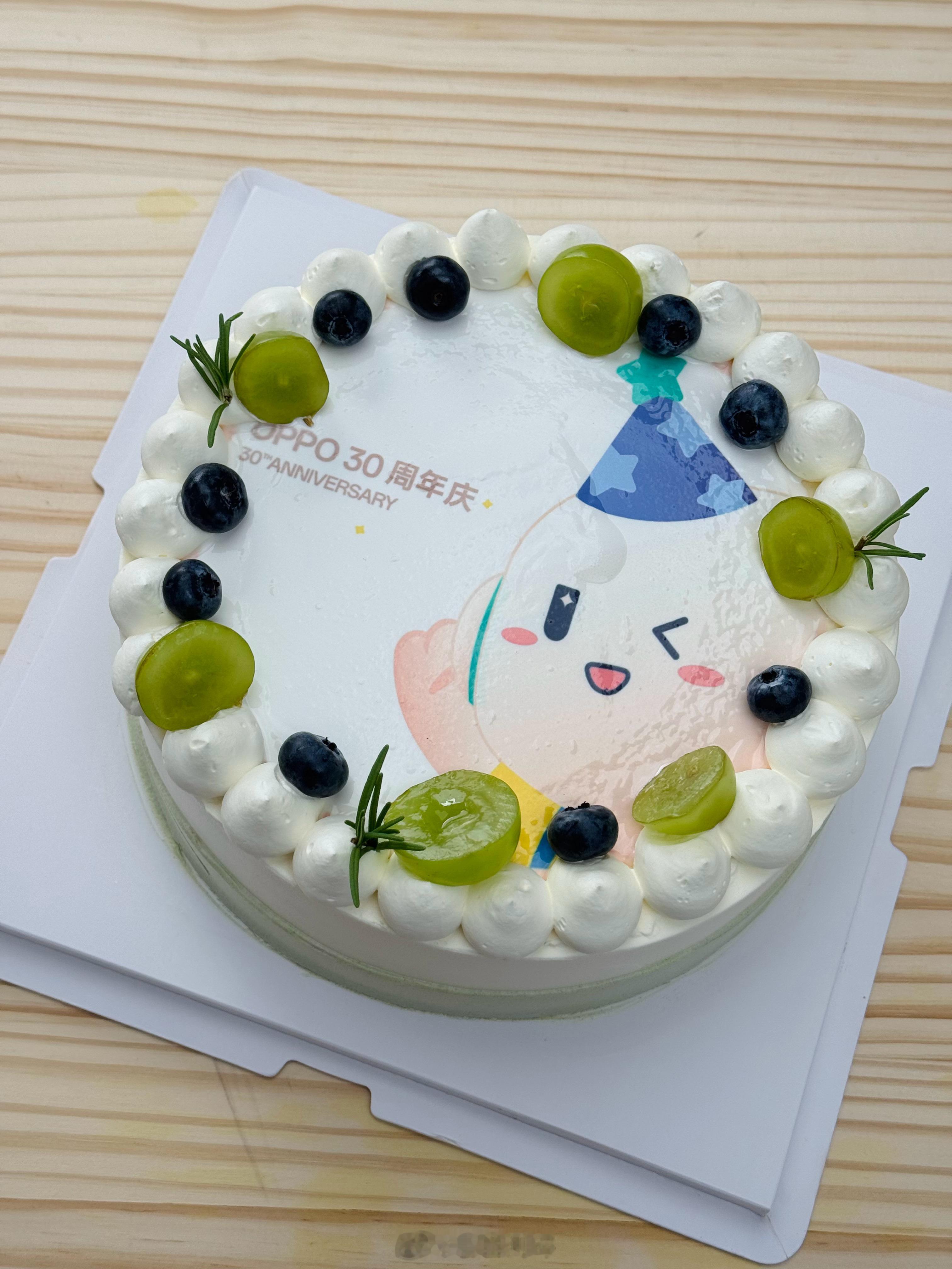 OPPO 30周年生日快乐🎂🎁评论分享你的第一款OPPO产品随机抽取3个粉丝