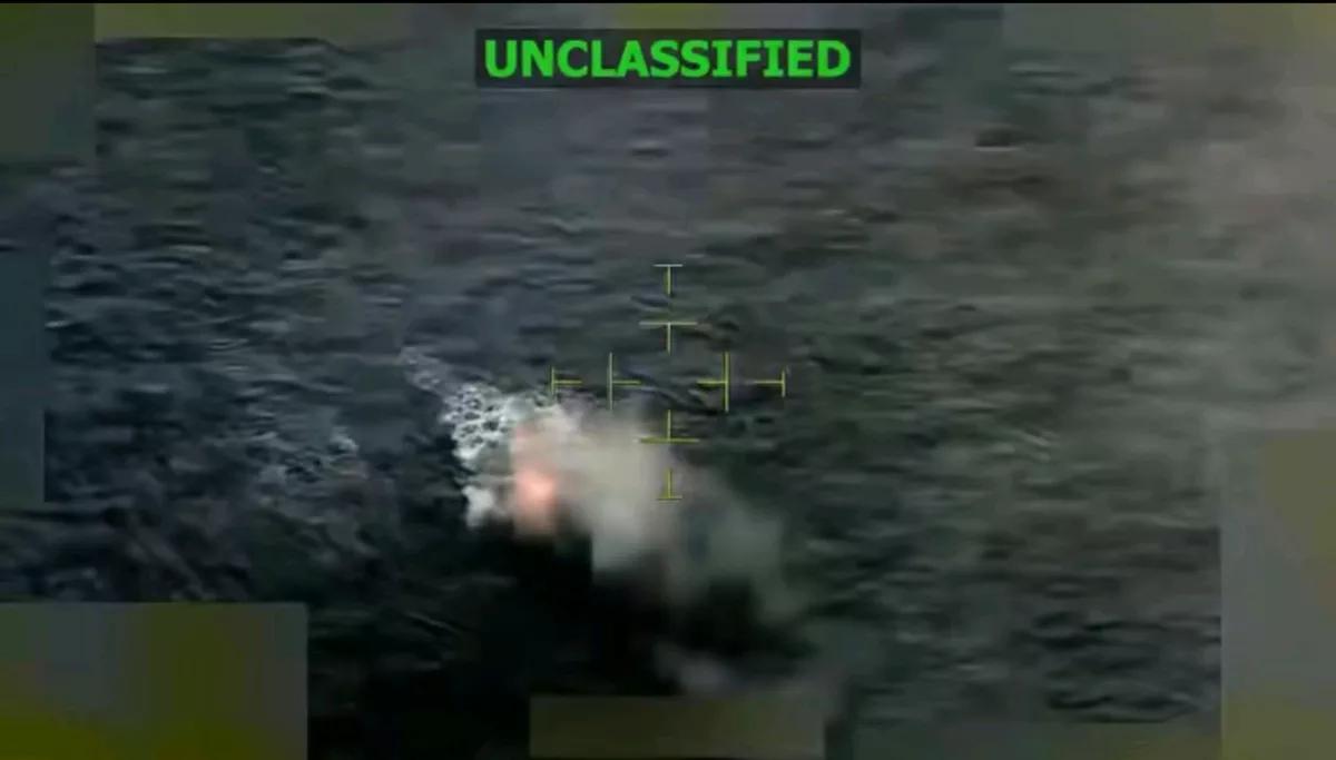 路透社报道，当地时间22日，美国南方司令部发布视频，宣称当天执行“南部之矛”任务