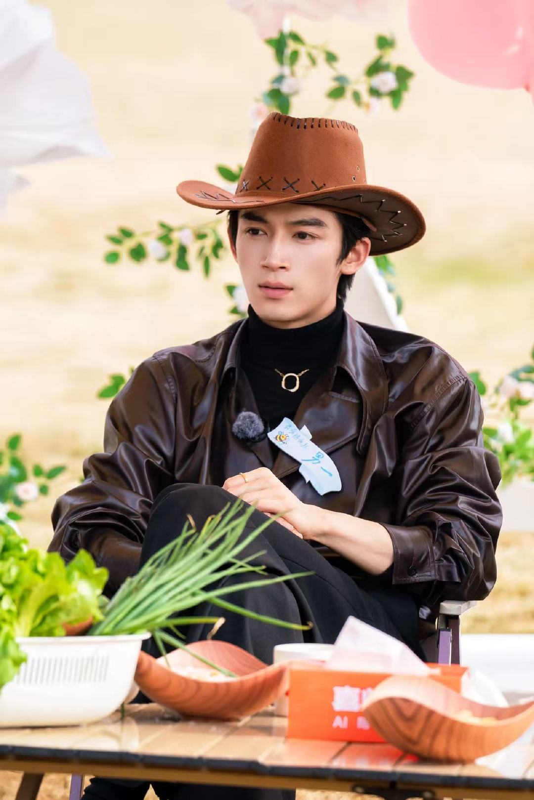 王星越说心动的offer是恋综 被王星越的耿直戳中笑点！周五晚高疯说心动的off