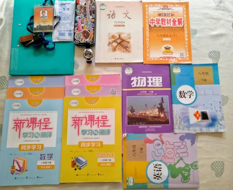 女子在杭州一个叫“译文教育”的机构交了28400元，给上七年级的儿子报了一对一辅