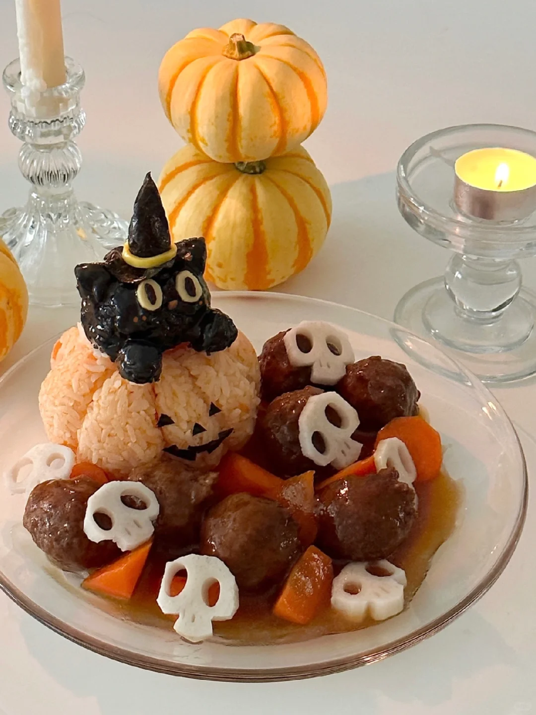黑猫🎃咖喱肉丸套餐丨牙齿也过万圣节！