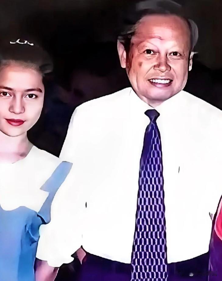  #杨振宁爱翁帆吗# #记录我的2024#