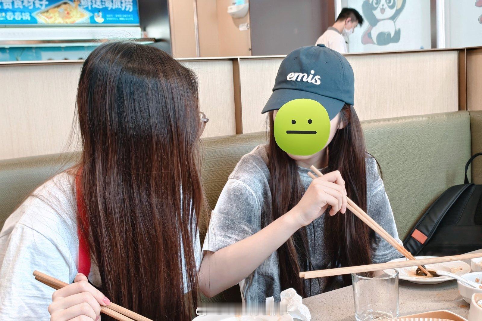 带大狗二狗吃一口佛锅每日一餐分享