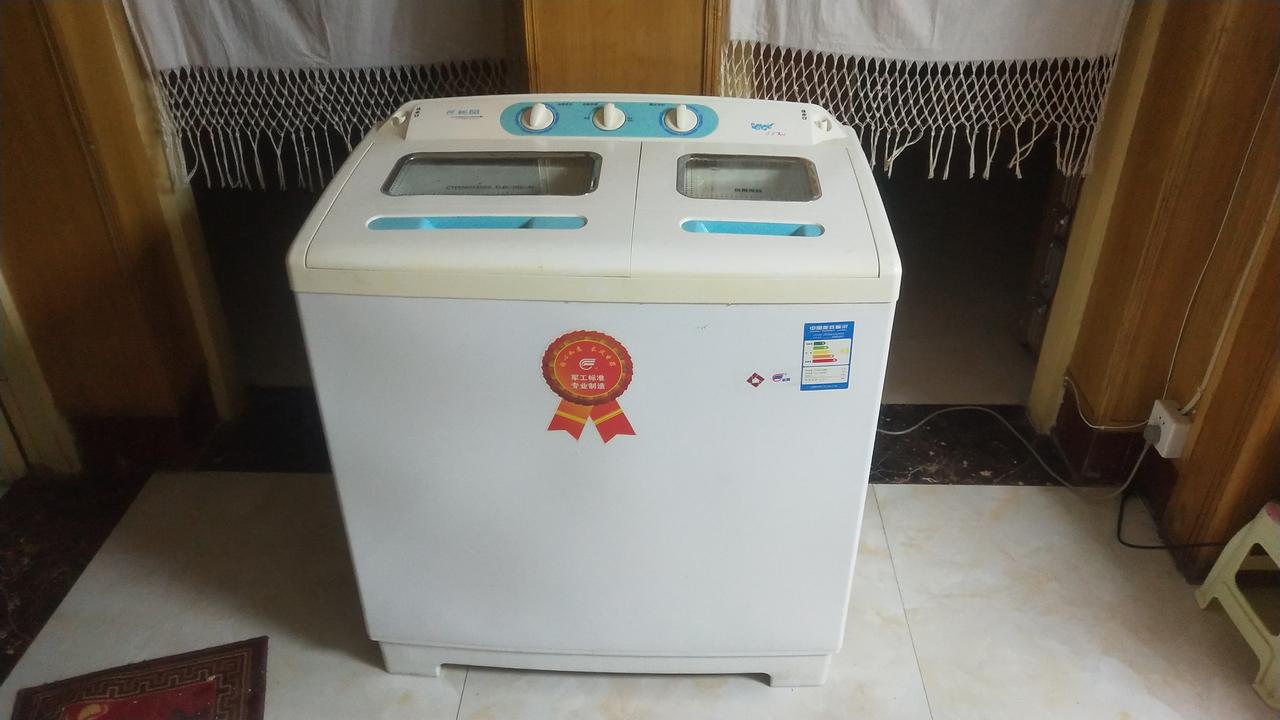 兰州长风机械厂生产的长风洗衣机我至今在使用，很实惠，感到特别亲切，似乎告诉我，曾