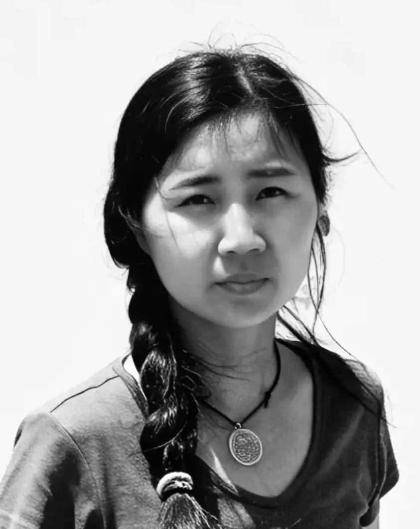 很可惜!看上去那么静美的一个女子。北京电影学院副教授陈文颖女士，2026年五月十