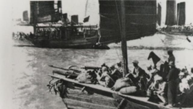 1933年，毛主席躲进一农妇家，谁料，敌人搜查时，农妇却说：“你们要找的人就是他
