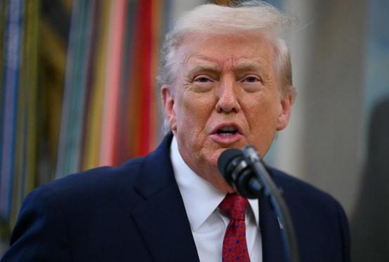 特朗普以美国总统的身份，代表美国写好了“自杀遗书”？
 
12 月中旬，《大西洋