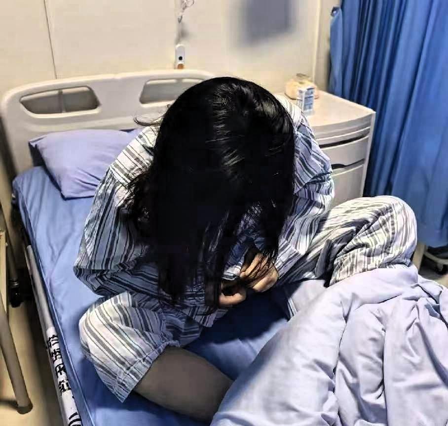 村里一姑娘准备捐肾救父亲，临手术前夕，才得知父亲已经把两套总价值一百六十多万的拆