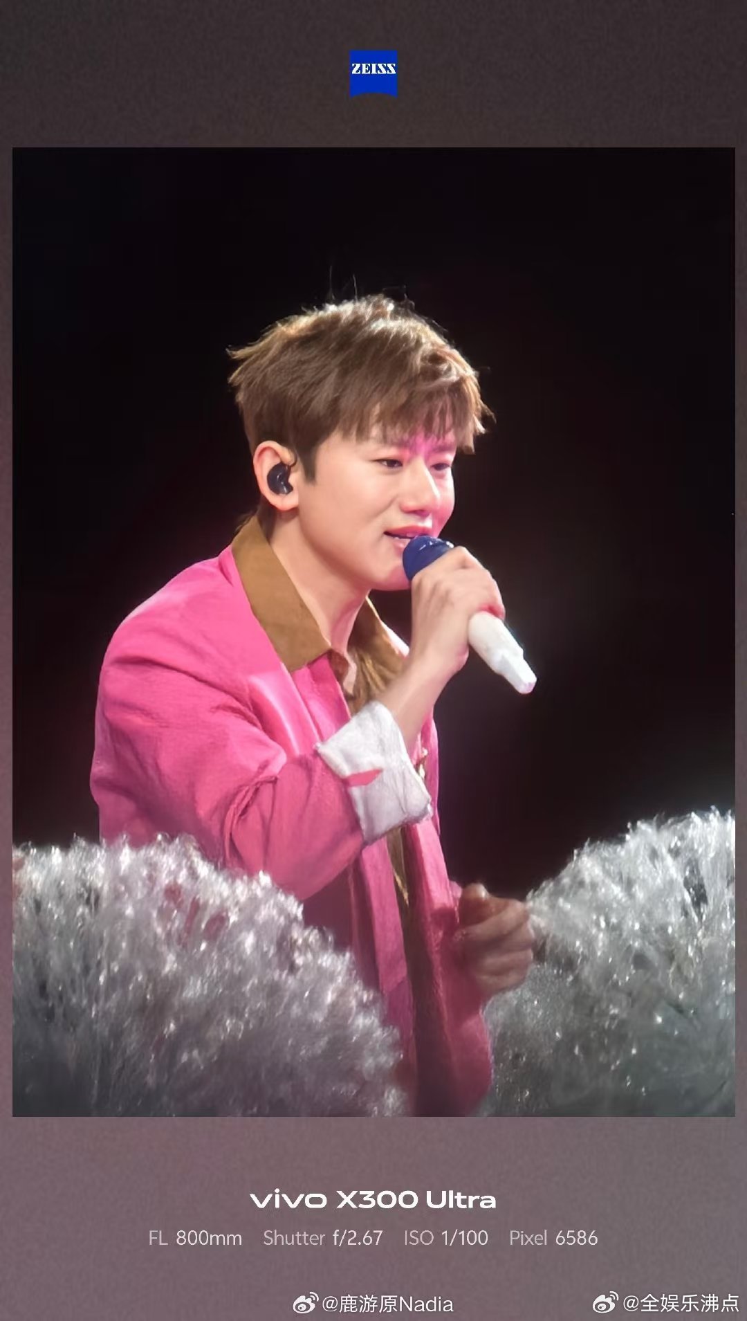 张杰回到家立马躺下张杰越来越炸舞台上火力全开越来越炸，回到家立马躺下，真的又敬业