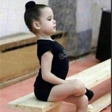 秦花爱看军事