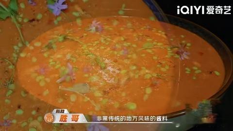 马頔吕严饭饭之交马頔是不是太宠吕严了天才厨人 看分馍这段莫名嗑到了，吕严不好意思