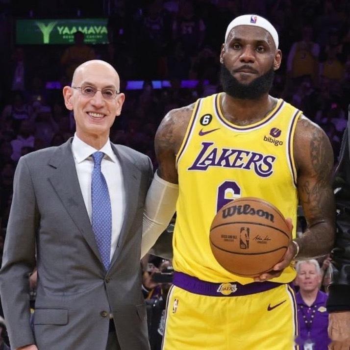 亚当·萧华希望勒布朗·詹姆斯尽快做出自由球员决定，因为NBA需要制定赛程球队和媒