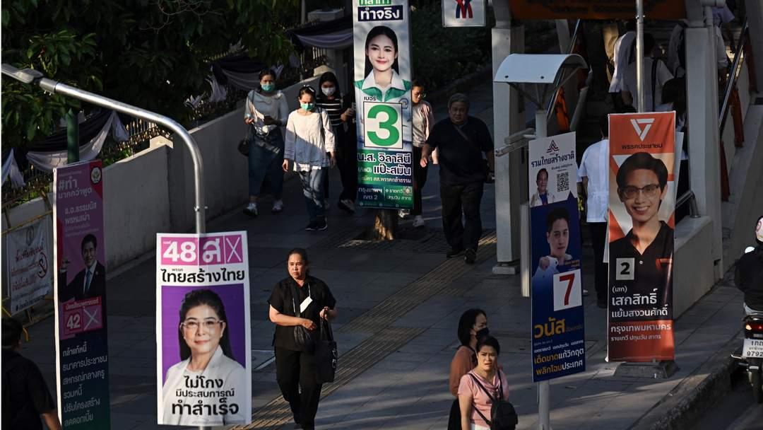 泰国大选，四方混战，他信家族能不能翻身，就看这关键一仗