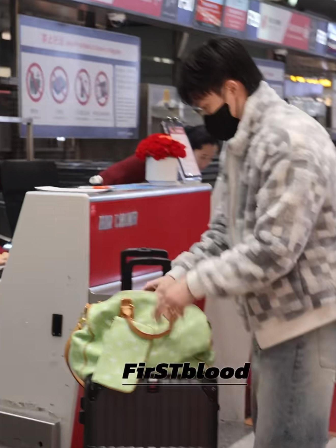 出发成都的莎莎大头