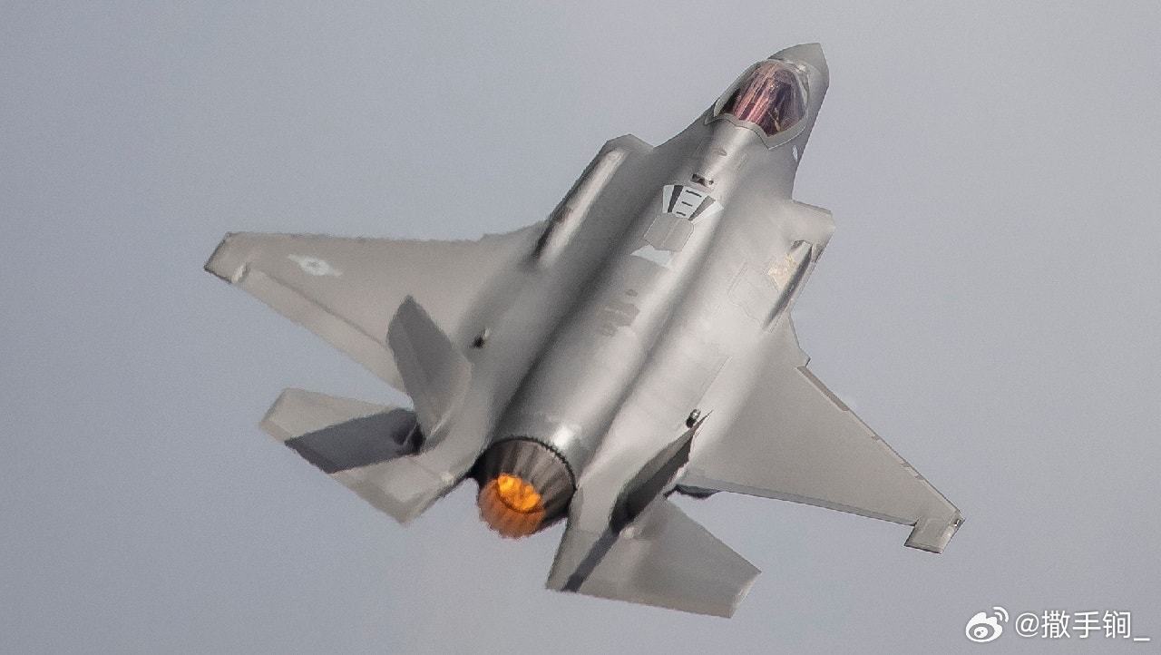 CNN称一架美国F-35战斗机在中东美军空军基地紧急降落，飞机被疑似伊朗火力击中