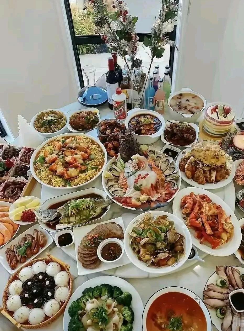 在广西，过年喝酒的九种状态，

一、五杯公文包下肚，回家不迷路。
二、五杯公文包