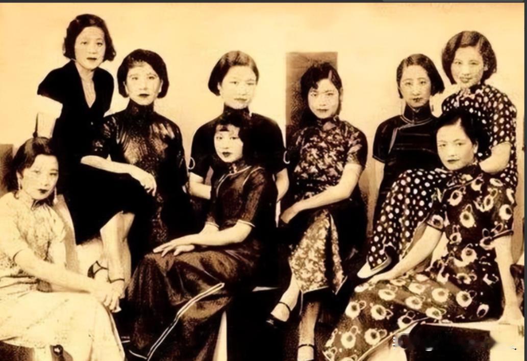 1926年，张宗昌强行霸占美人陈佩瑜，夜深人静，身上一尘不染的陈佩瑜被他扔在了热