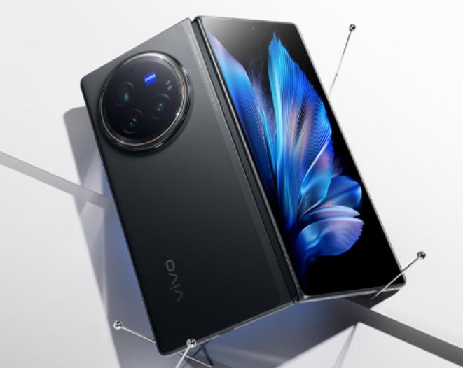 vivo新款折叠屏旗舰手机vivo X Fold3非常牛！这次最大亮点之一是电池