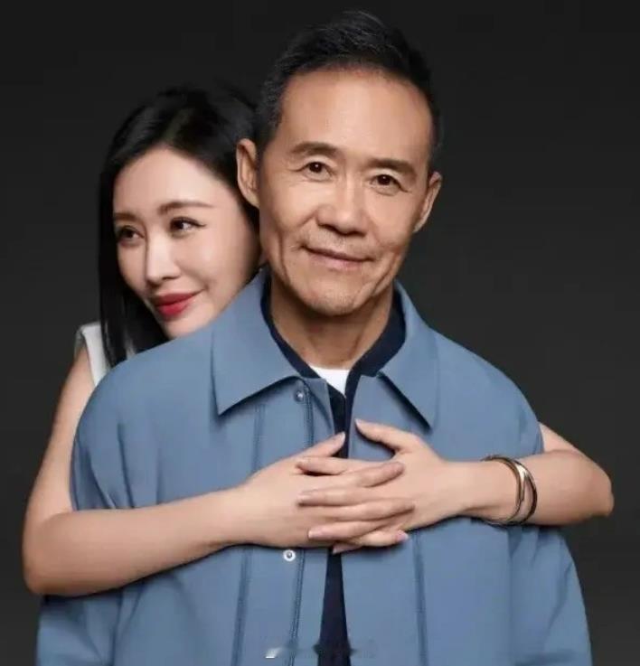 是不是王石真没钱了~ 