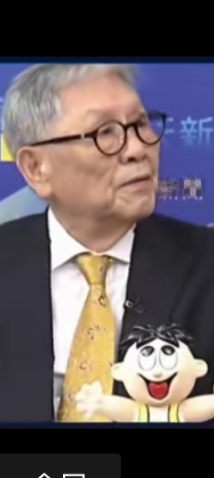 帅老将军评价日本玻璃心，一点就碎。
王外长访问朝鲜，
东京立马杯弓蛇影清酒喝出了