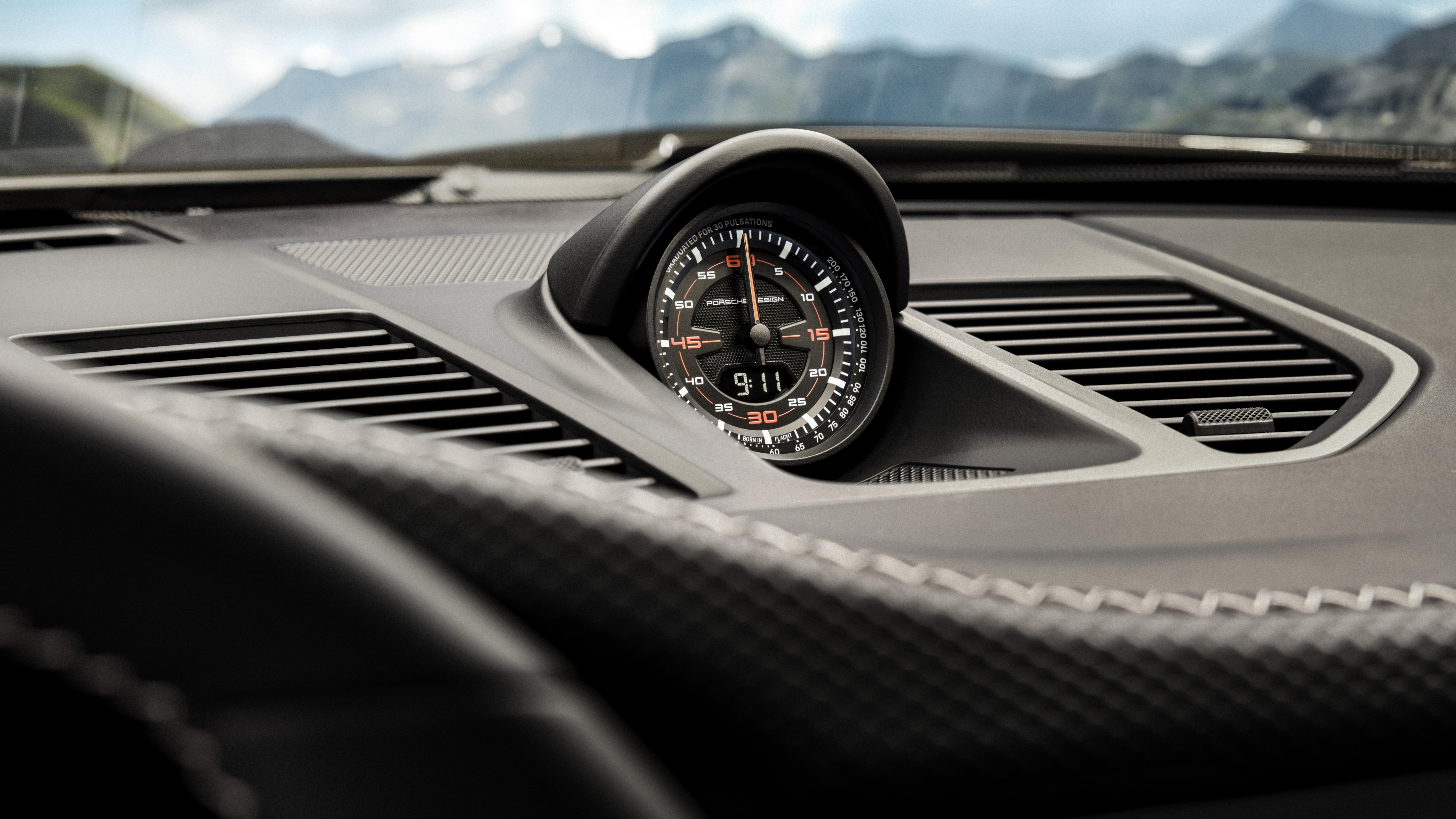 Porsche 911 GT3 Bergsport 保时捷的方向盘设计，挑不出毛