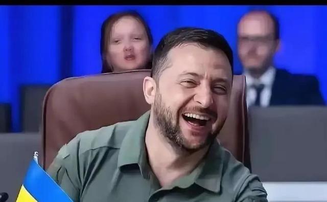 泽连斯基摊底牌了！俄罗斯可以死心了，美国也可以死心了，欧洲可以放心了。泽连斯基强