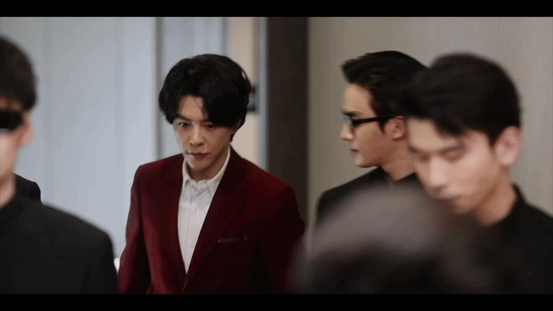 徐海乔终于来现代戏享福了 家人们谁懂啊！徐海乔以前那些古装角色，不是被虐就是被刀