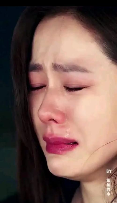 “把人坑惨了！”湖南，一女子在黄金地段买了一套140平的大房子，每平6300元，