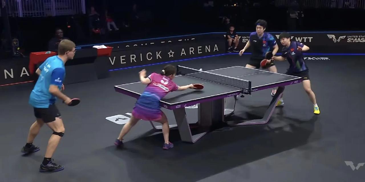 WTT美国大满贯混双1/4决赛：
王楚钦/孙颖莎大比分3：2胜A·勒布伦/大藤沙