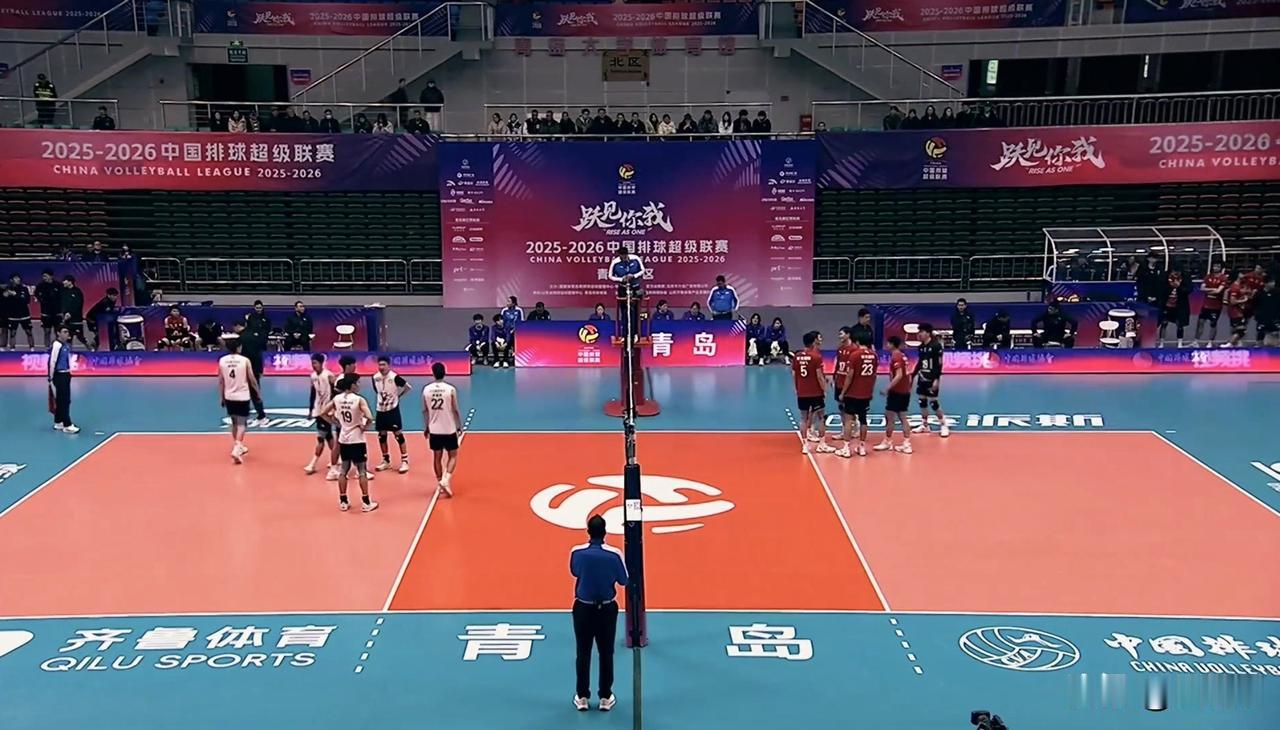 季后赛首轮｜山东男排遇挑战险胜广东男排

男排超级联赛季后赛首轮，山东青岛兴轮呦