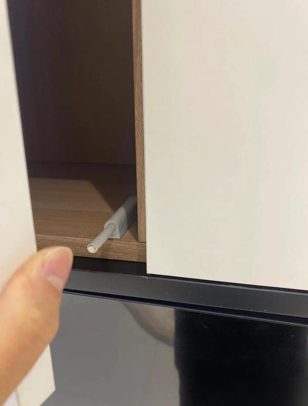 装修踩过的坑，一半是被“高级感”坑的！现在好多设计师为了“极简”“时尚”，把踢脚