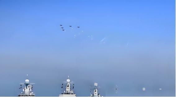 中国只要一直不打仗，世界就会怎么样？ 答案很直白。中国不打仗，自家老百姓睡得安稳