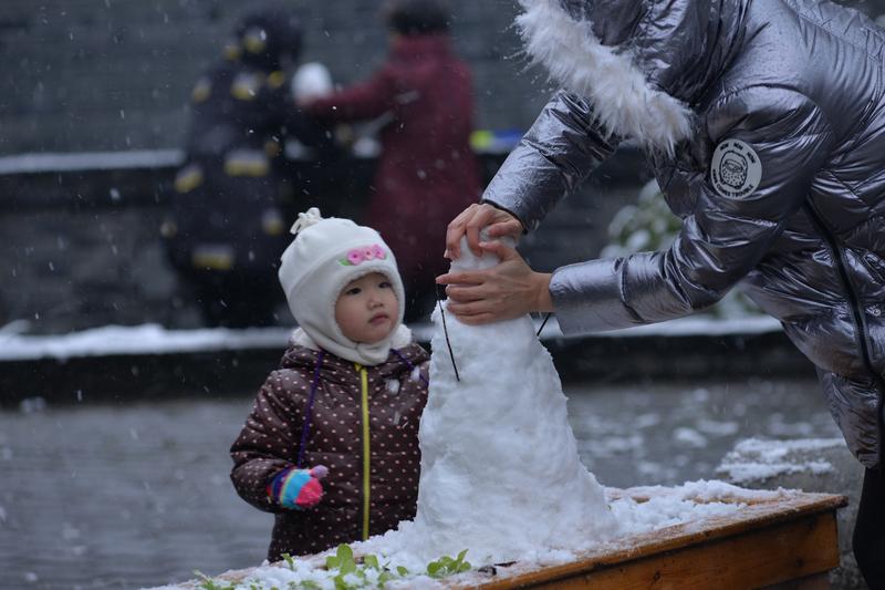 合肥居然下“米雪”了！就在今天午间14:11，长丰杜集率先降下这奇特的“米雪”。