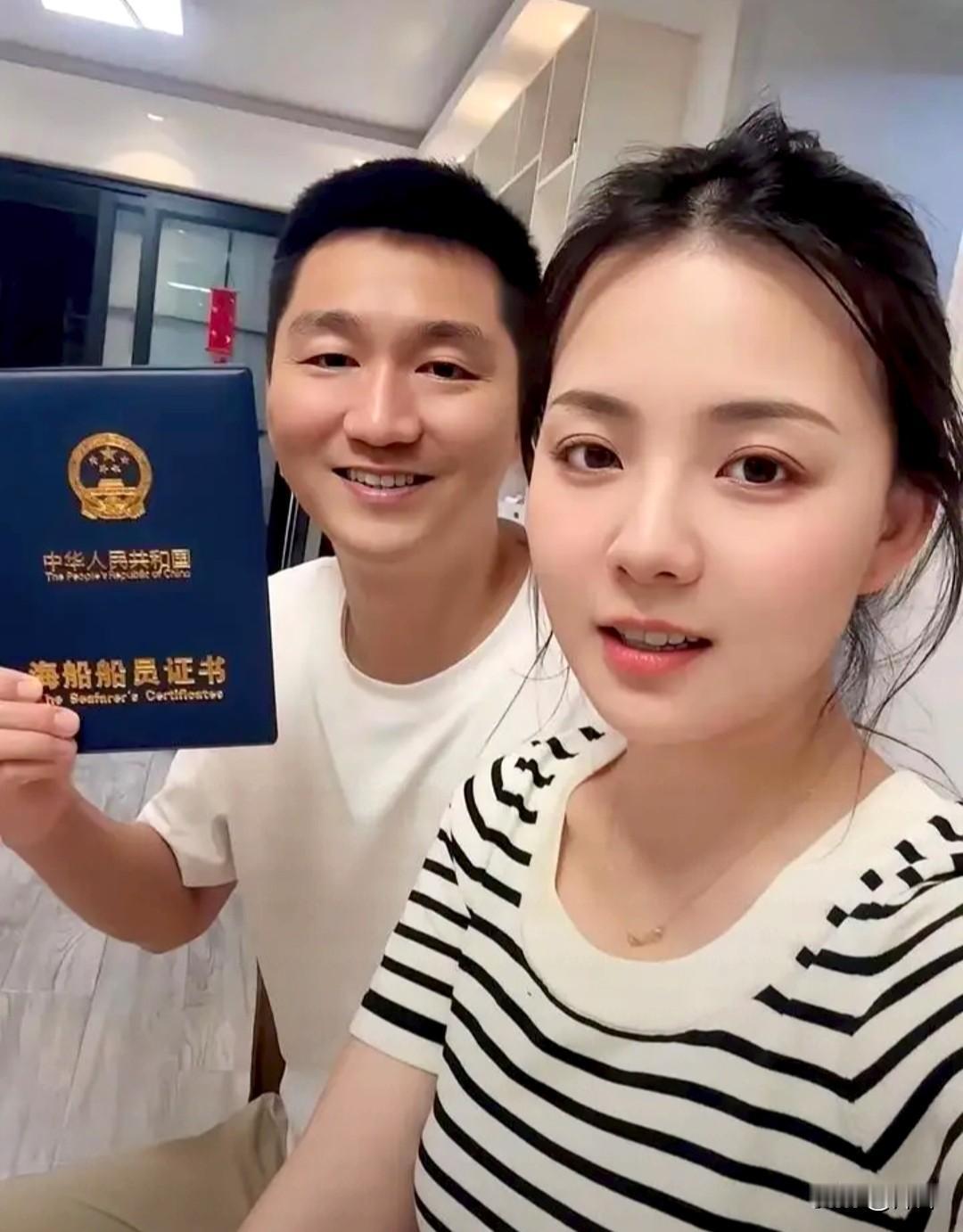 老公经朋友介绍学了个船员，听说收入很可观。我不太了解在船上做些什么工作，听说能够