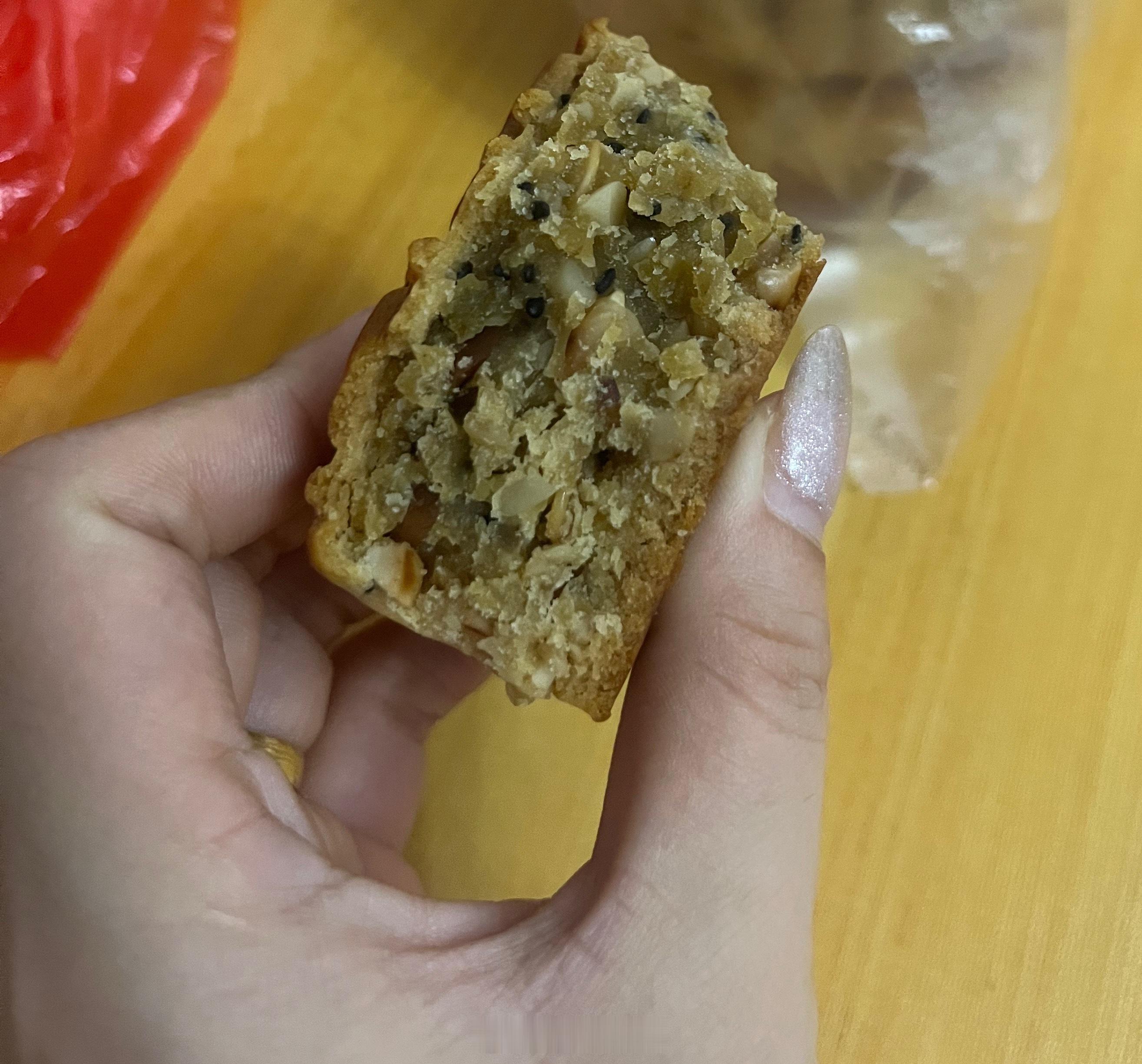 [心][心][心]老家的🥮最好吃，爱吃[嘻嘻]胖嘟嘟也认了[嘻嘻] ​​​