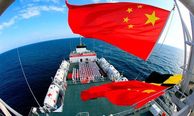 菲律宾之所以在南海跳得那么凶，其实最大的靠山并不是美国，而是中国“永远不开第一枪