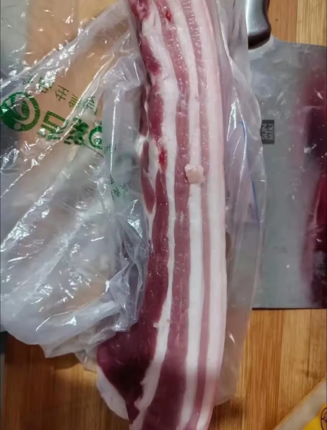 买了一条完美的五花肉，舍不得吃，怎么办？