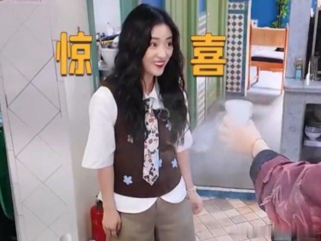 黄晓明说丁禹兮不来他下季不参加了中餐厅名场面中餐厅 哇，黄晓明这话太动人啦！两人