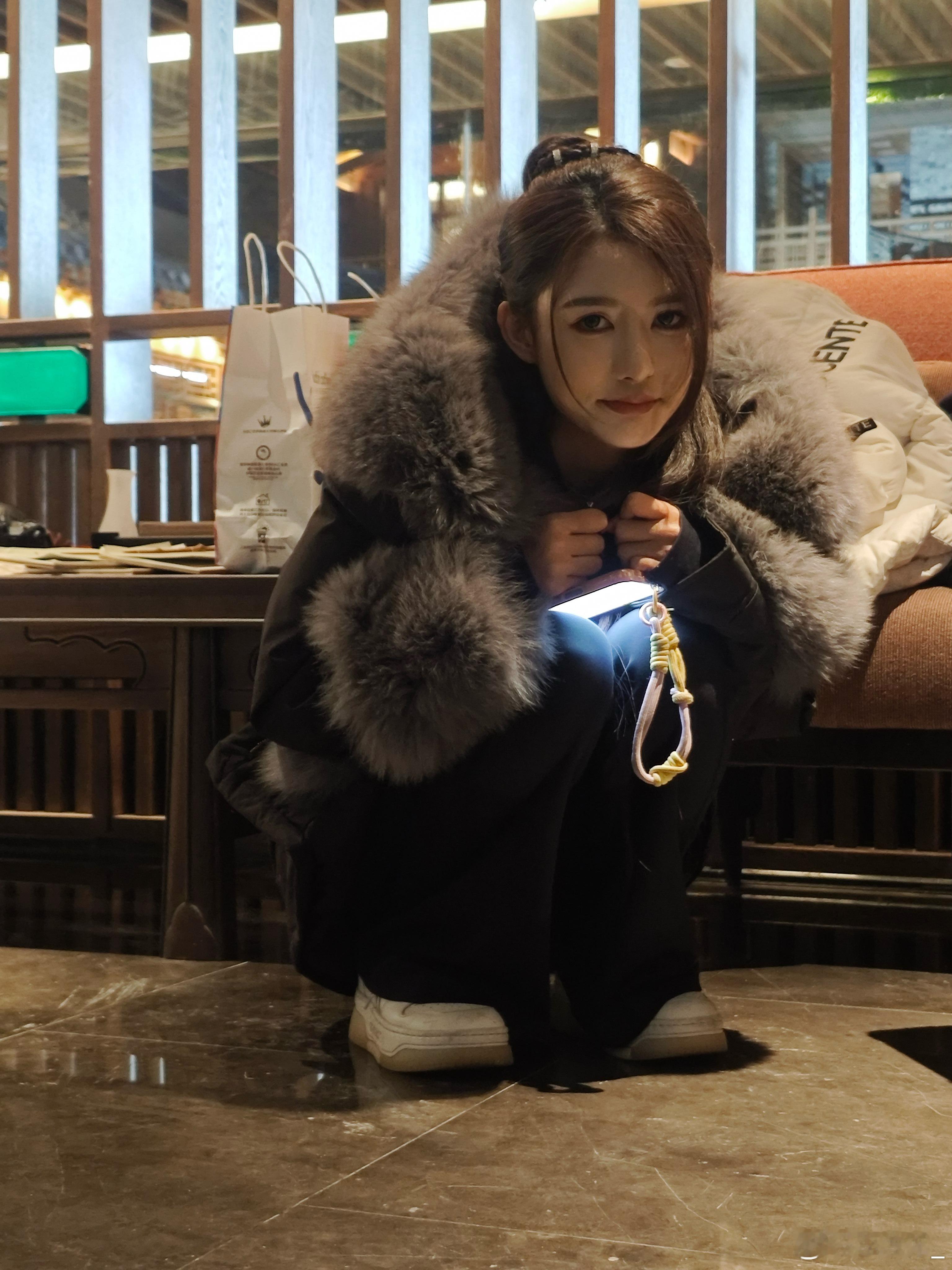 每天睡觉都是抽空睡 每天俩小时[困]演员李淳亦  ​​​