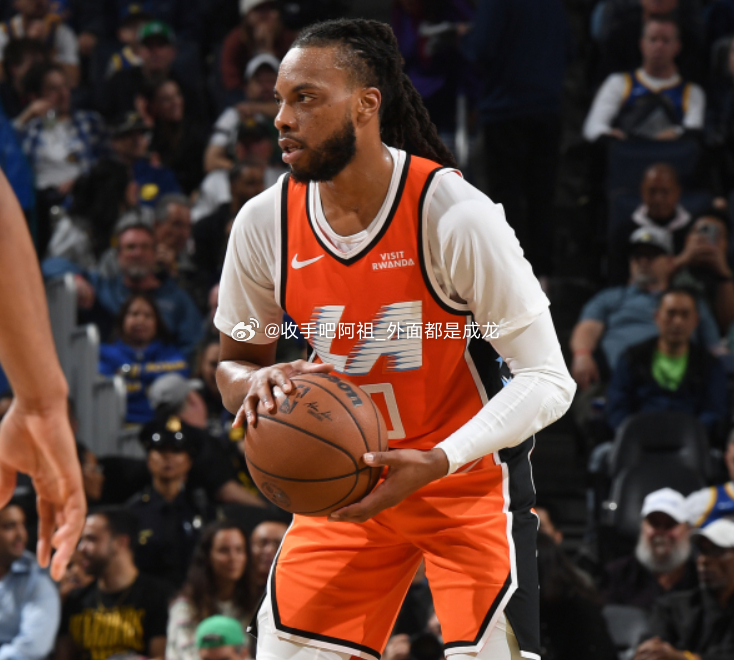 NBA常规赛继续进行，快船客场114-101战胜勇士。本场比赛，加兰在他的快船生