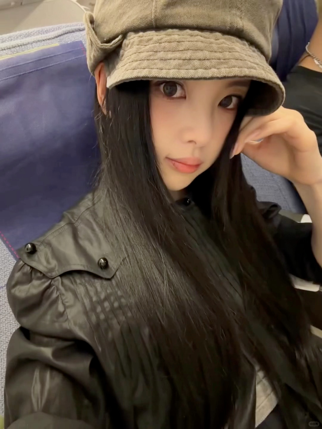 杨超越 ycy杨超越今天是太阳雨 ycy杨超越郑雨 人和人究竟需要多少涟漪才能细