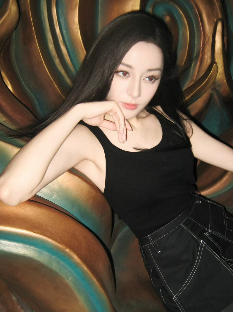 迪丽热巴  超喜欢2️⃣世界上最美丽的风景，就是有一颗善良的心，散发着优美的磁场