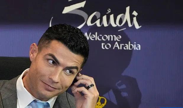 C罗曲线回西甲为超越梅西布局  阿尔梅里亚的官方公告称：“克里斯蒂亚诺-罗纳尔多