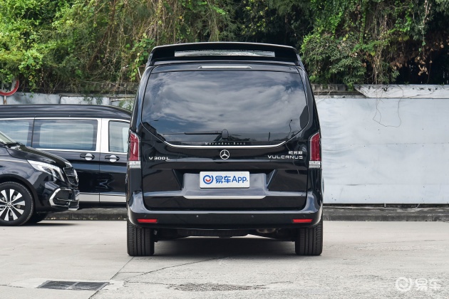 [小鲨帮选车]最亲民的维努斯汽车车 能压马路,能顾家