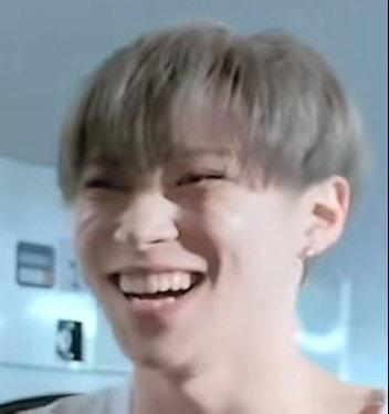 【】什么脸型 