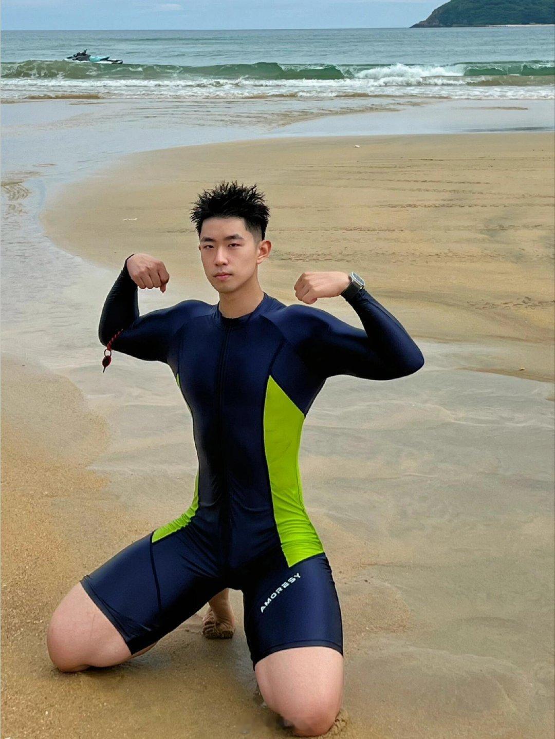 去冲浪。传送门丨虎筋 ​​​